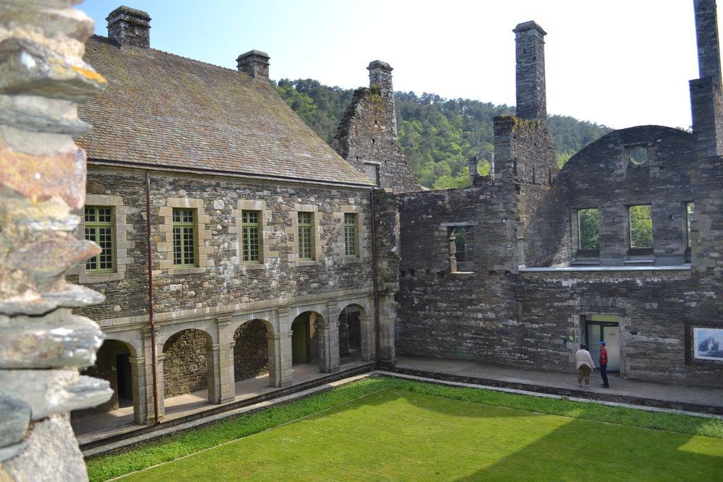 Le Gite De L'Araucaria Ploërdut Exterior foto